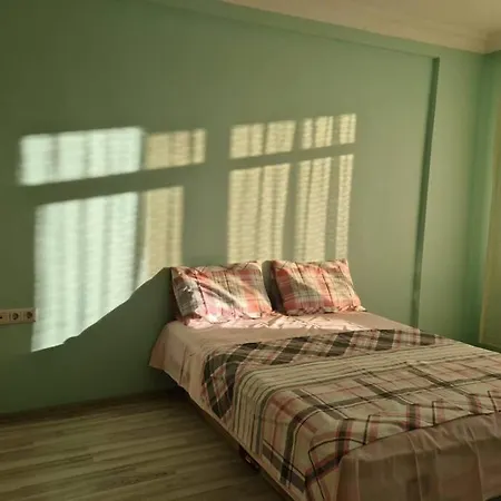 Szálloda 4 Floors 8 Beds *