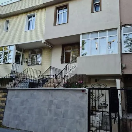 4 Floors 8 Beds Szálloda *